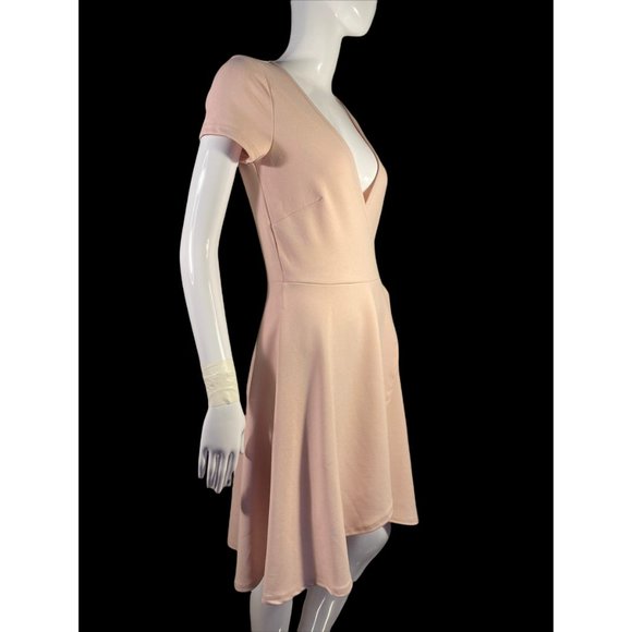 VILLADAR FAUX WRAP LIGHT DUSTY PINK DRESS (EUC) - Picture 5 of 9